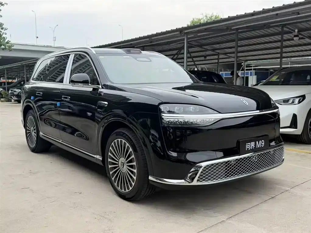 Wenjie M9 2026 Model Extended Range Max+ 6-Seater — миниатюра 3