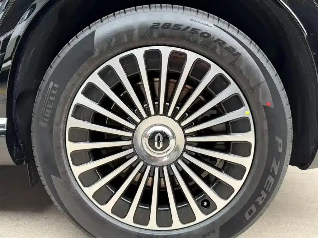 Wenjie M9 2026 Model Extended Range Max+ 6-Seater — миниатюра 28