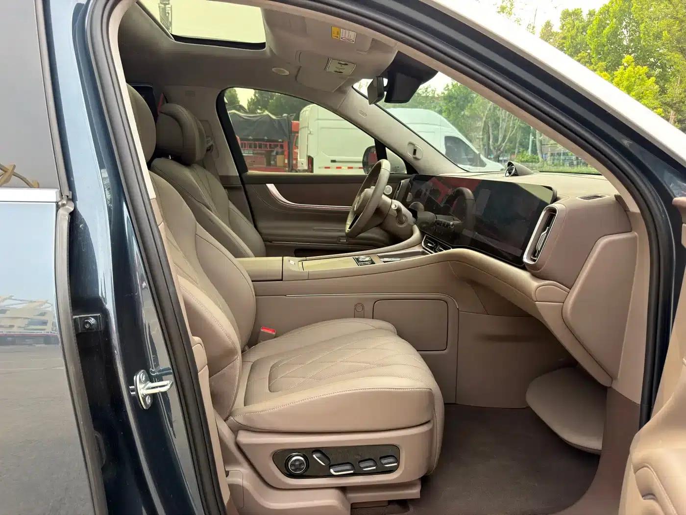 Wenjie M9 2024 Range Extended Ultra Edition 52kWh 5-Seater — миниатюра 14