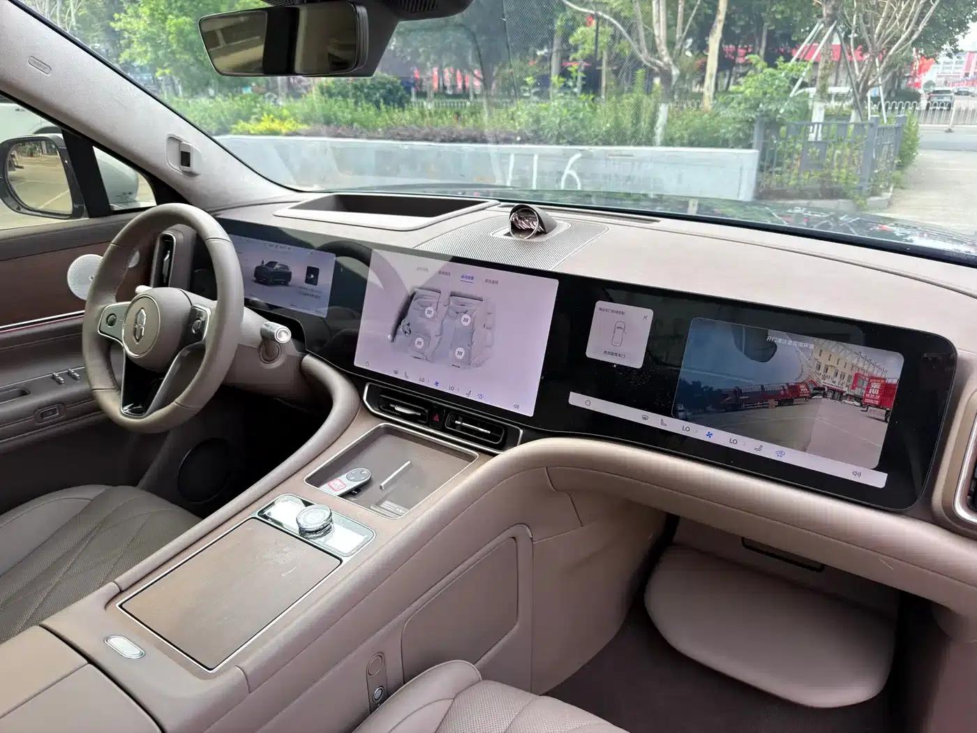 Wenjie M9 2024 Range Extended Ultra Edition 52kWh 5-Seater — миниатюра 15