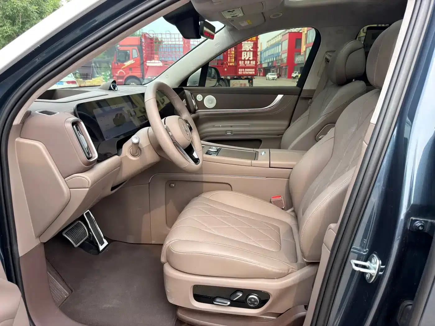 Wenjie M9 2024 Range Extended Ultra Edition 52kWh 5-Seater — миниатюра 4