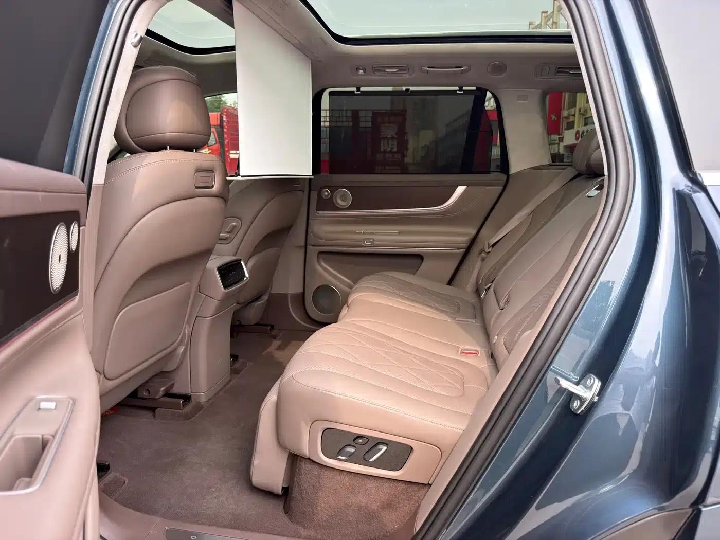 Wenjie M9 2024 Range Extended Ultra Edition 52kWh 5-Seater — миниатюра 8