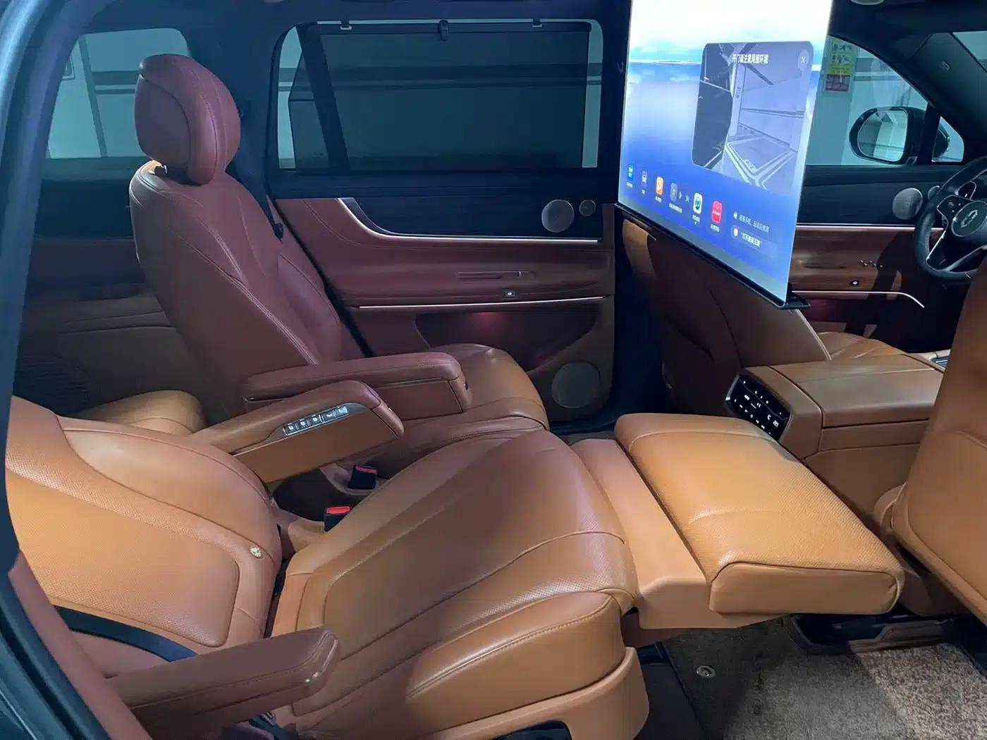 Wenjie M9 2024 Range Extended Ultra Edition 42kWh 6-Seater — миниатюра 21