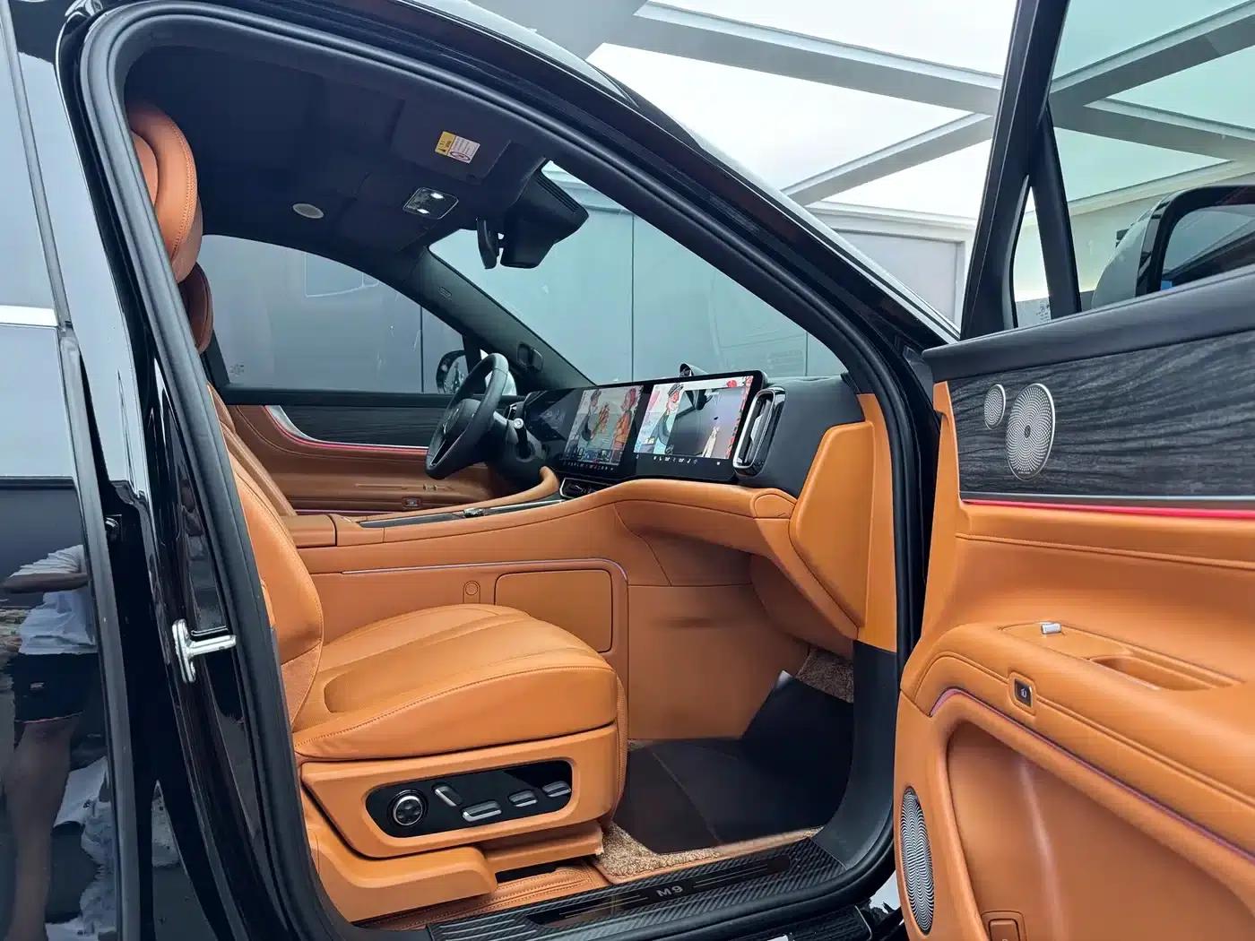 Wenjie M9 2024 Range Extended Ultra Edition 52kWh 6-Seater — миниатюра 8