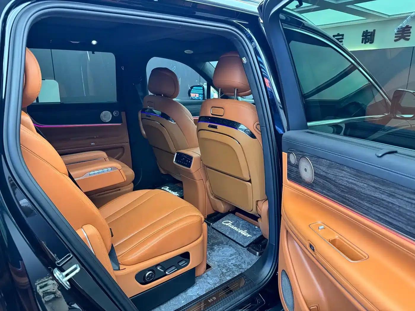 Wenjie M9 2024 Range Extended Ultra Edition 52kWh 6-Seater — миниатюра 10