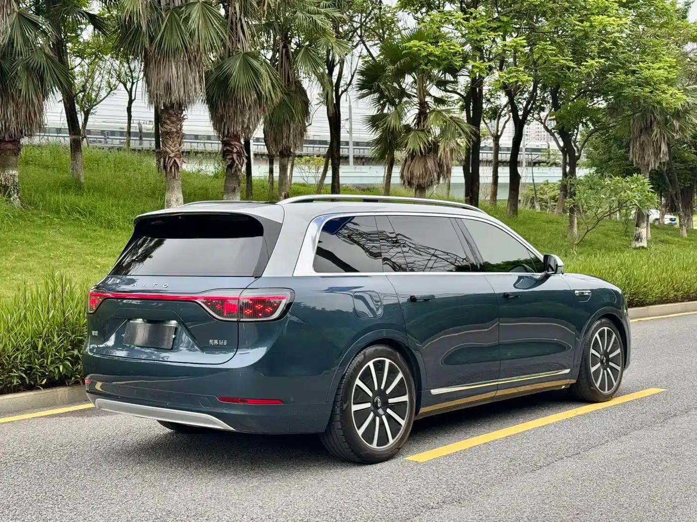 Wenjie M9 2024 Range Extended Ultra Edition 42kWh 6-Seater — миниатюра 9