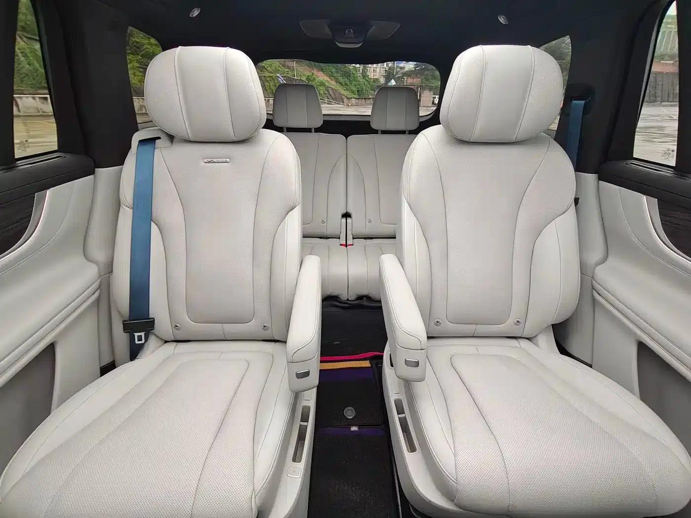 Wenjie M9 2024 Range Extended Ultra Edition 42kWh 6-Seater — миниатюра 16