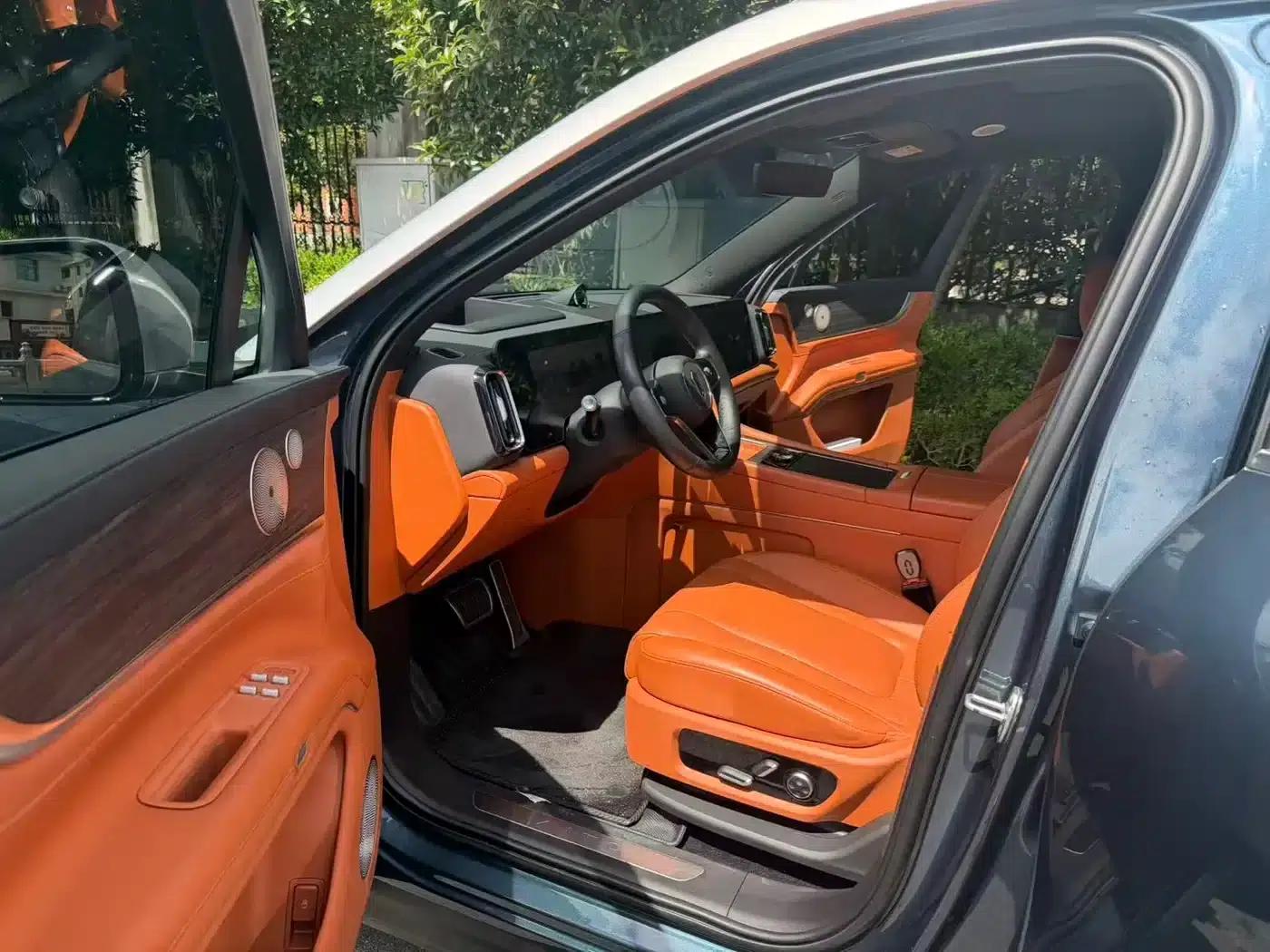 Wenjie M9 2024 Range Extended Ultra Edition 42kWh 6-Seater — миниатюра 9