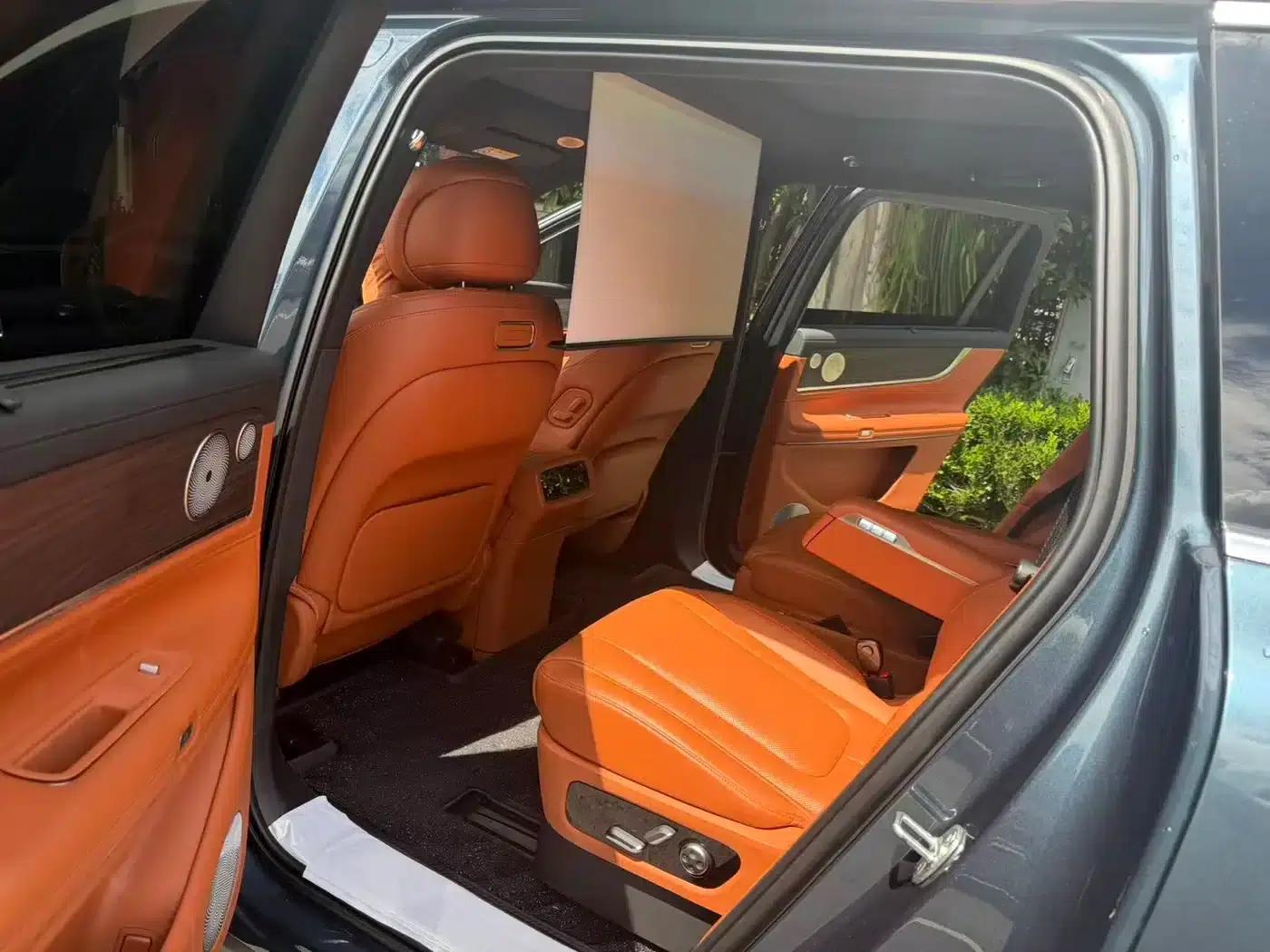 Wenjie M9 2024 Range Extended Ultra Edition 42kWh 6-Seater — миниатюра 10