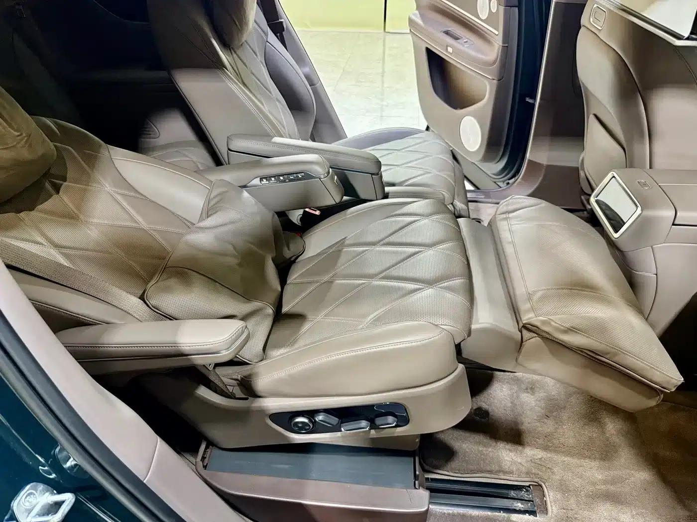 Wenjie M9 2025 Pure Electric Max Edition 100kWh 6-Seater Version (192-line LiDAR) — миниатюра 9