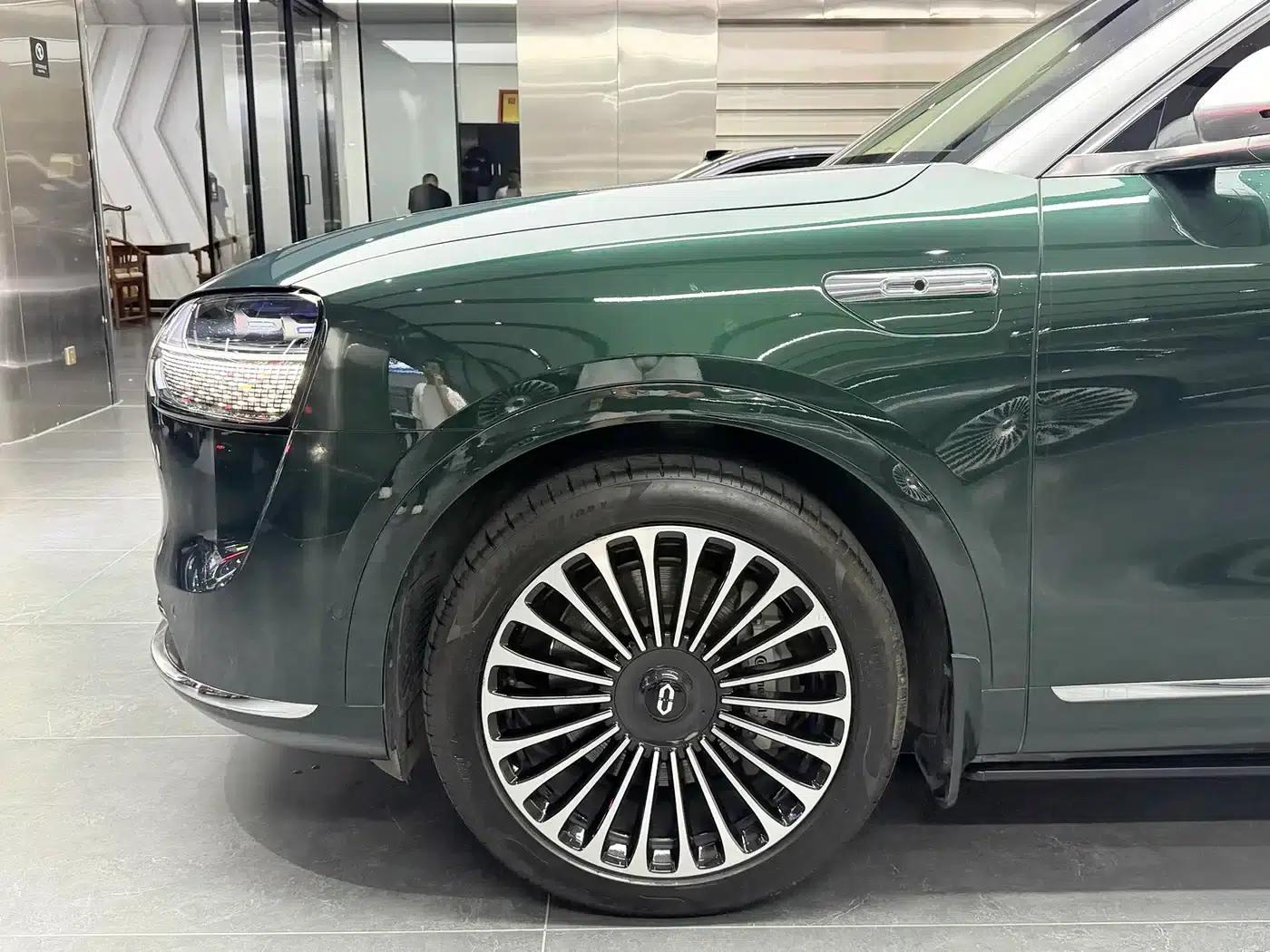 Wenjie M9 2024 Range Extended Max Edition 42kWh 6-Seater — миниатюра 16