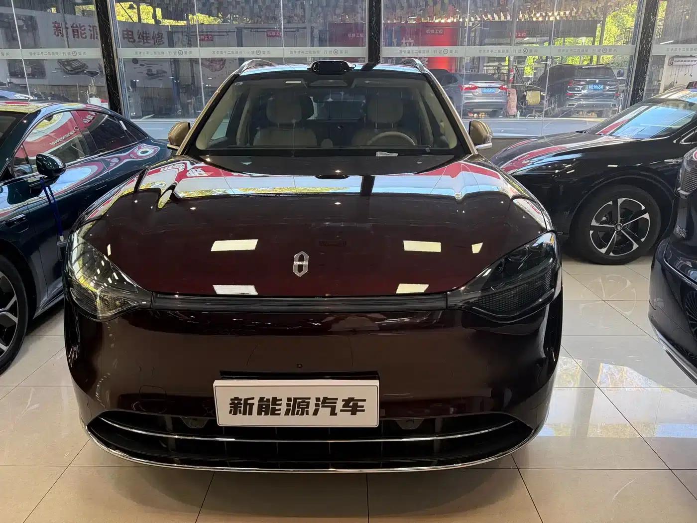 Wenjie M9 2025 Ultra Extended Range Edition (52kWh, 6-seater, 192-line LiDAR) — миниатюра 2