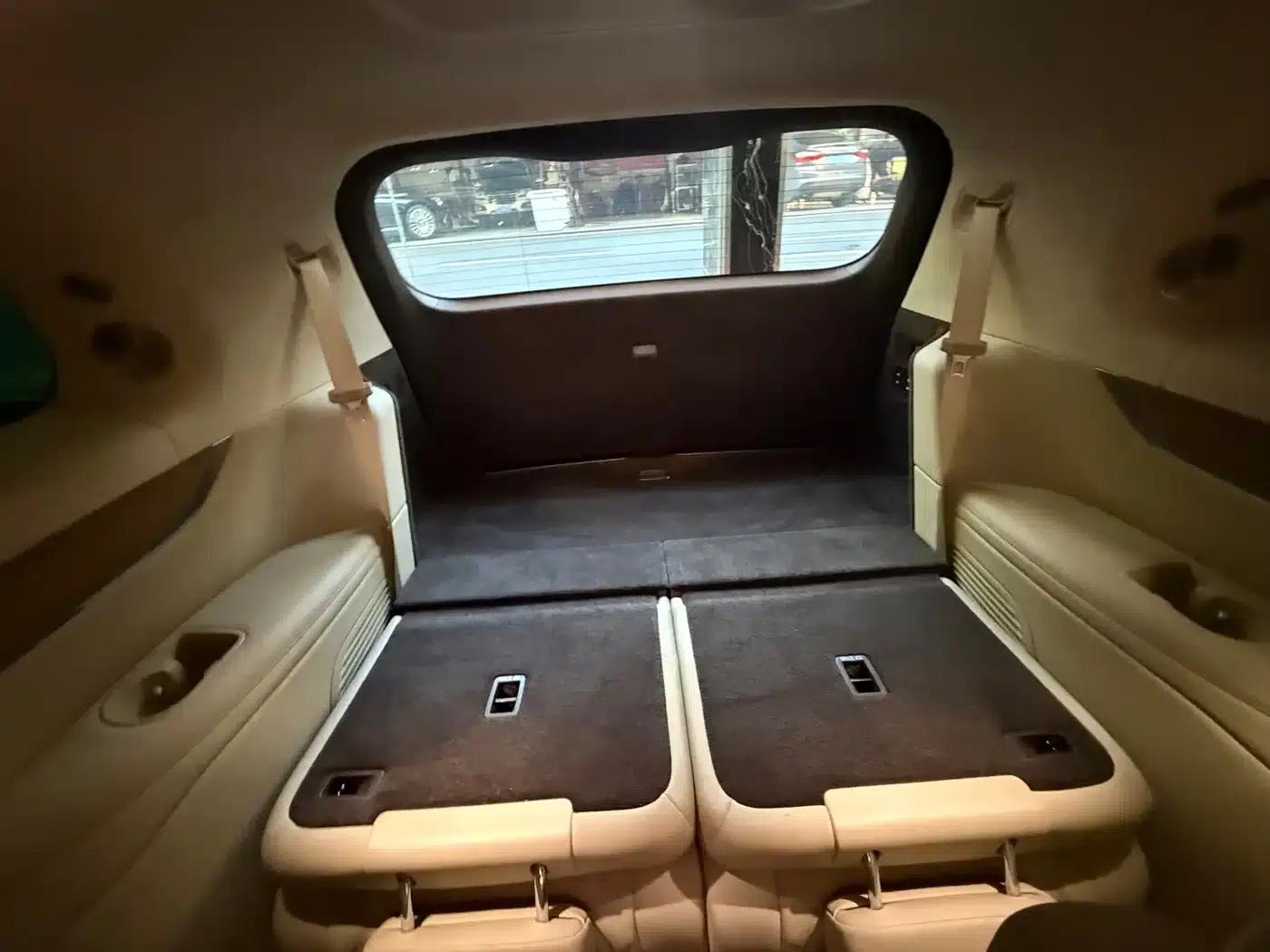 Wenjie M9 2025 Ultra Extended Range Edition (52kWh, 6-seater, 192-line LiDAR) — миниатюра 9
