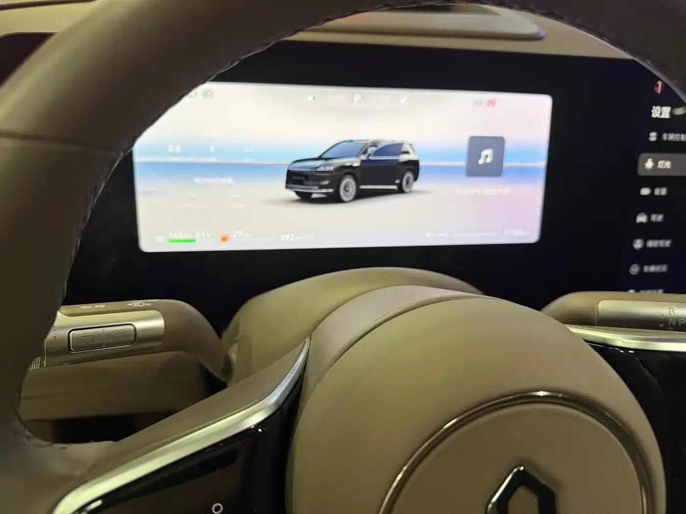 Wenjie M9 2025 Extended Range Max Edition 52kWh 6-Seat Version (192-line LiDAR) — миниатюра 6