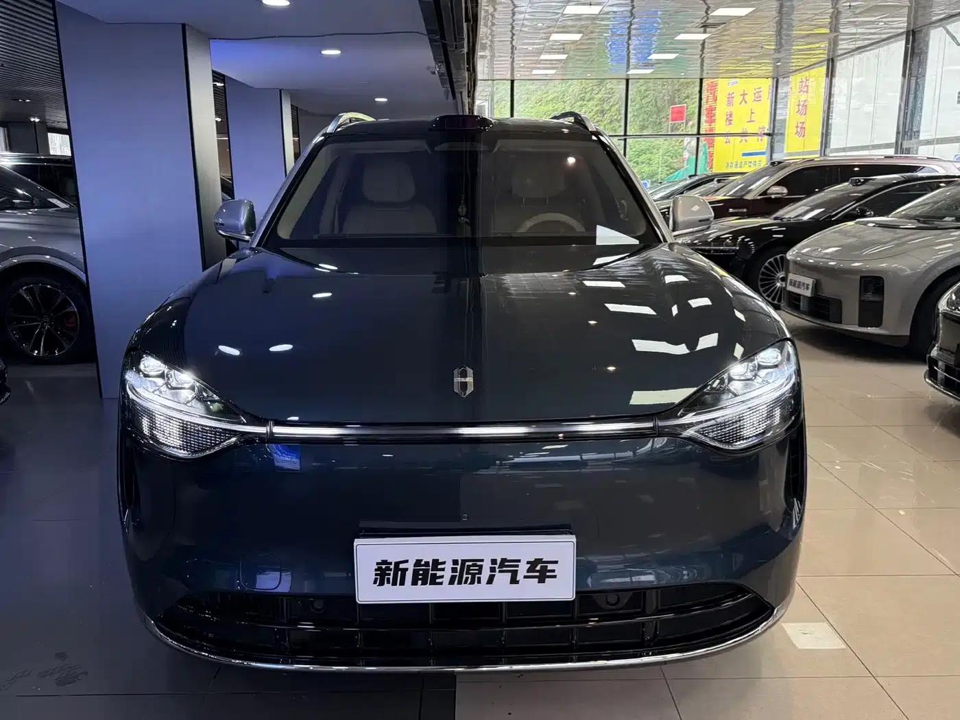 Wenjie M9 2024 Range Extended Ultra Edition 52kWh 6-Seater — миниатюра 2