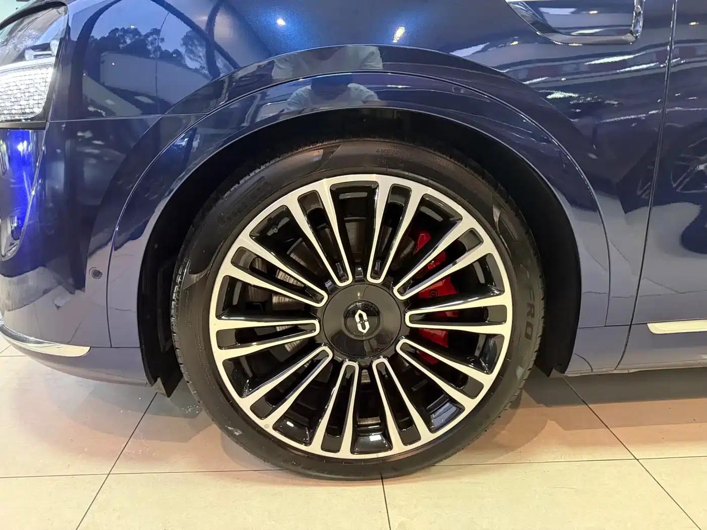 Wenjie M9 2025 Ultra Extended Range Edition (52kWh, 6-seater, 192-line LiDAR) — миниатюра 3