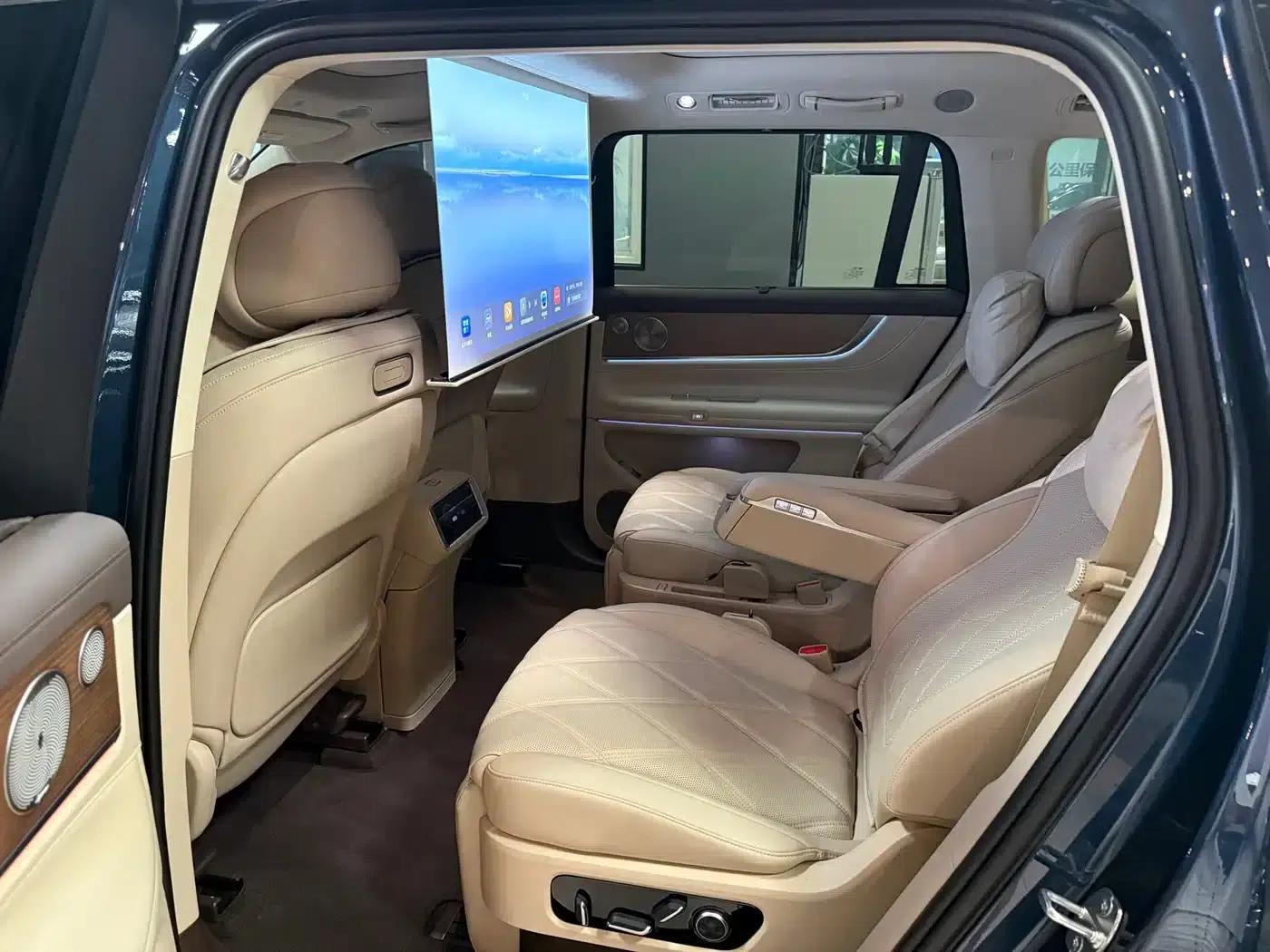 Wenjie M9 2025 Ultra Extended Range Edition (52kWh, 6-seater, 192-line LiDAR) — миниатюра 6