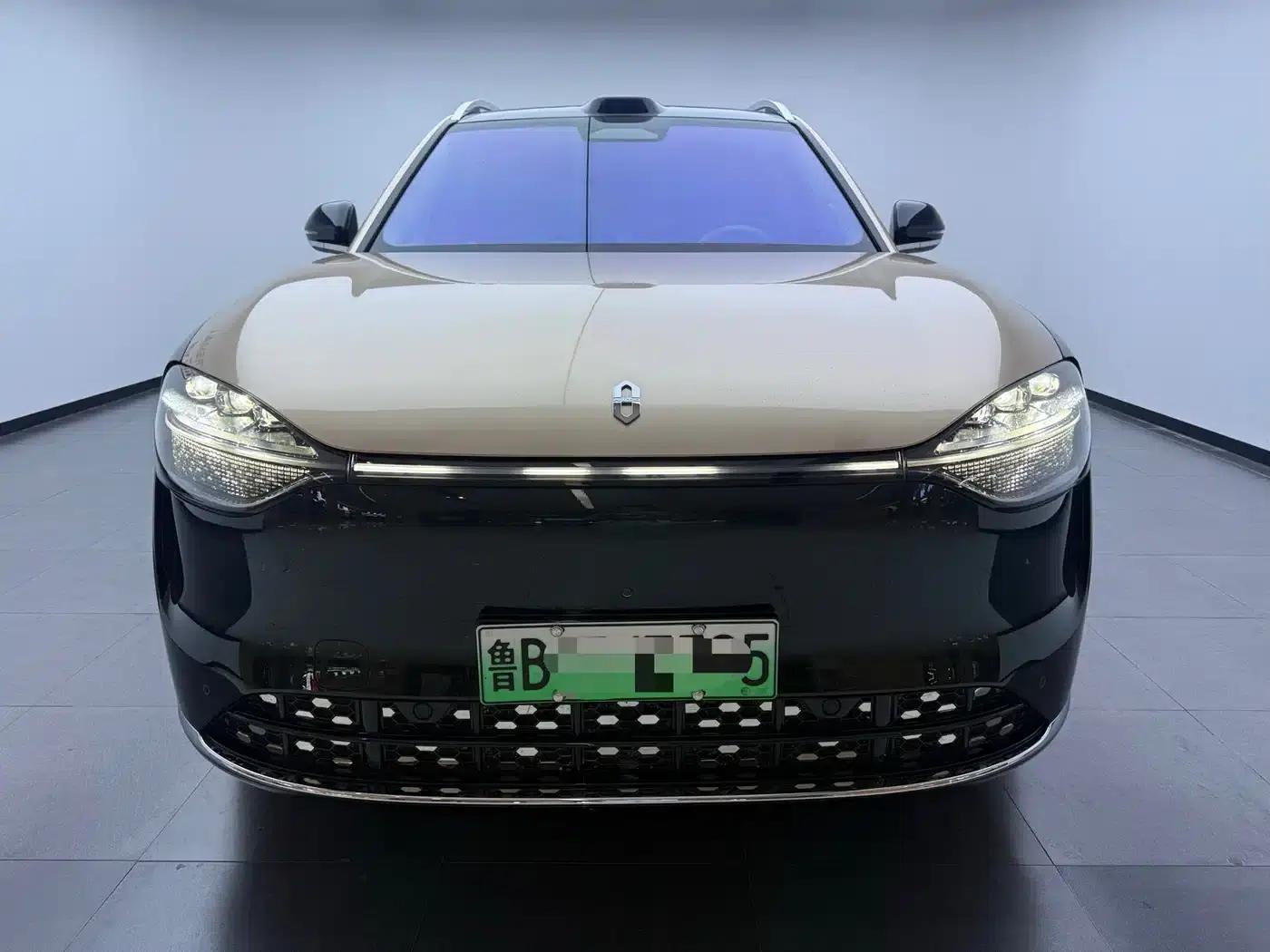 Wenjie M9 2024 Range Extended Max Edition 42kWh 6-Seater — миниатюра 2