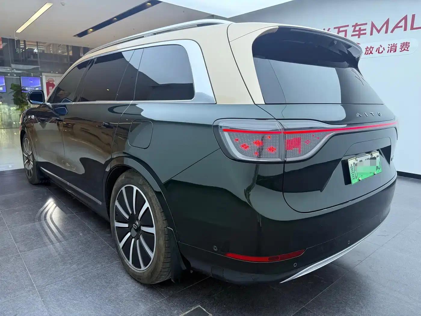 Wenjie M9 2024 Range Extended Max Edition 42kWh 6-Seater — миниатюра 20