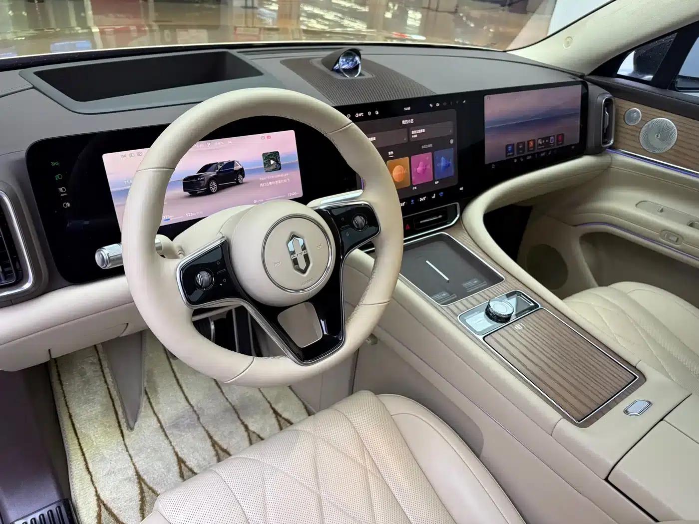 Wenjie M9 2024 Range Extended Max Edition 42kWh 6-Seater — миниатюра 5
