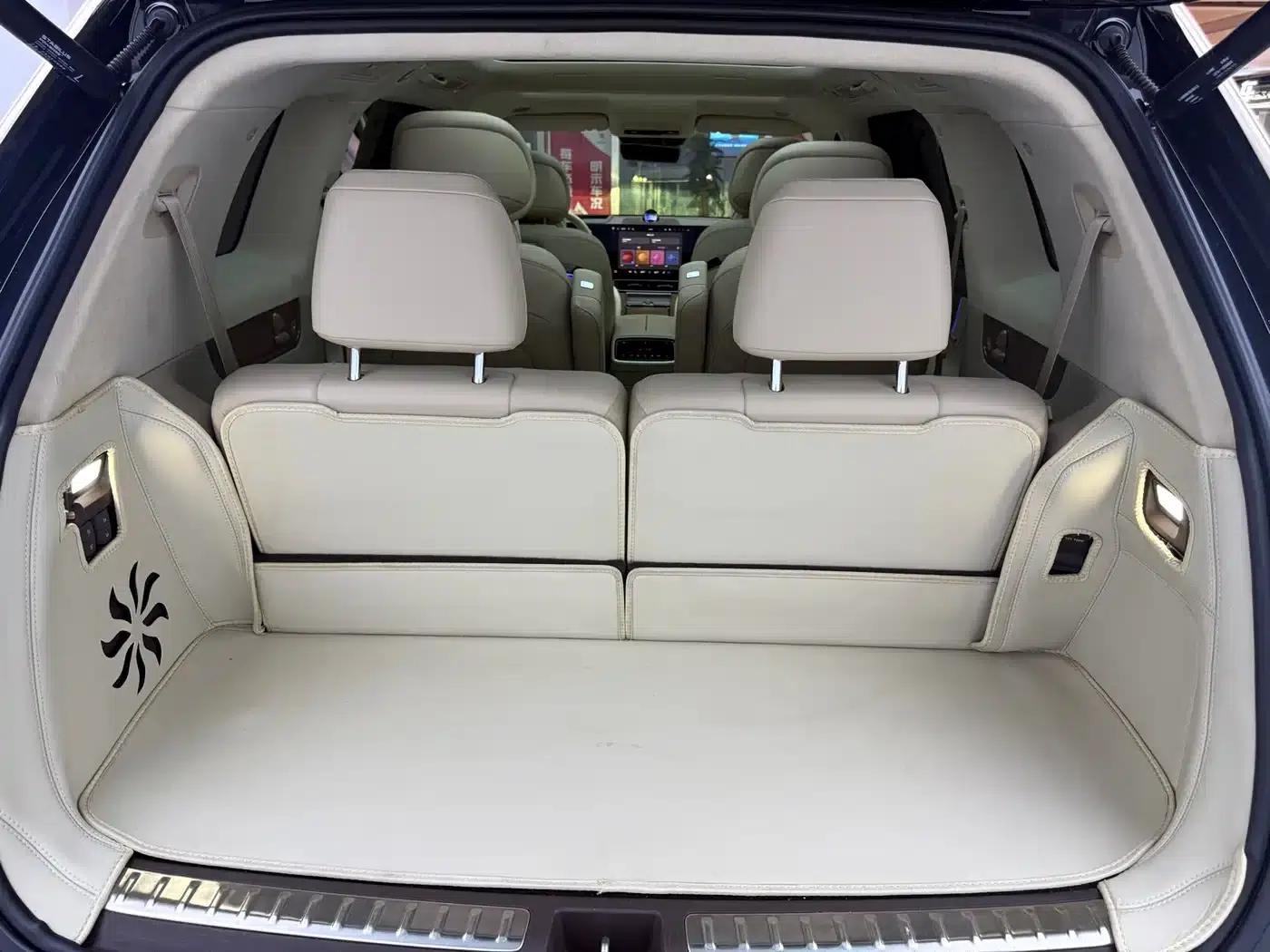 Wenjie M9 2024 Range Extended Max Edition 42kWh 6-Seater — миниатюра 6