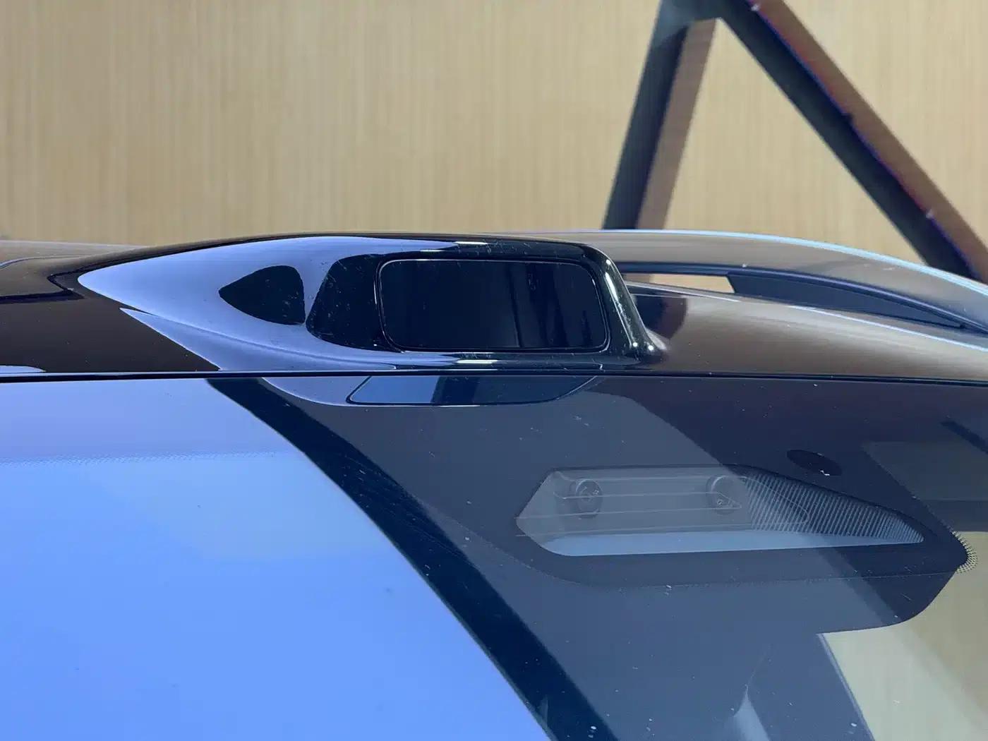 Wenjie M9 2025 Ultra Extended Range Edition (52kWh, 6-seater, 192-line LiDAR) — миниатюра 15