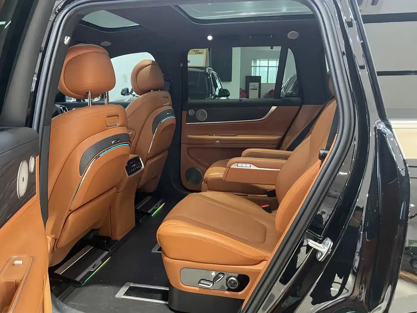 Wenjie M9 2024 Range Extended Ultra Edition 42kWh 6-Seater — миниатюра 24