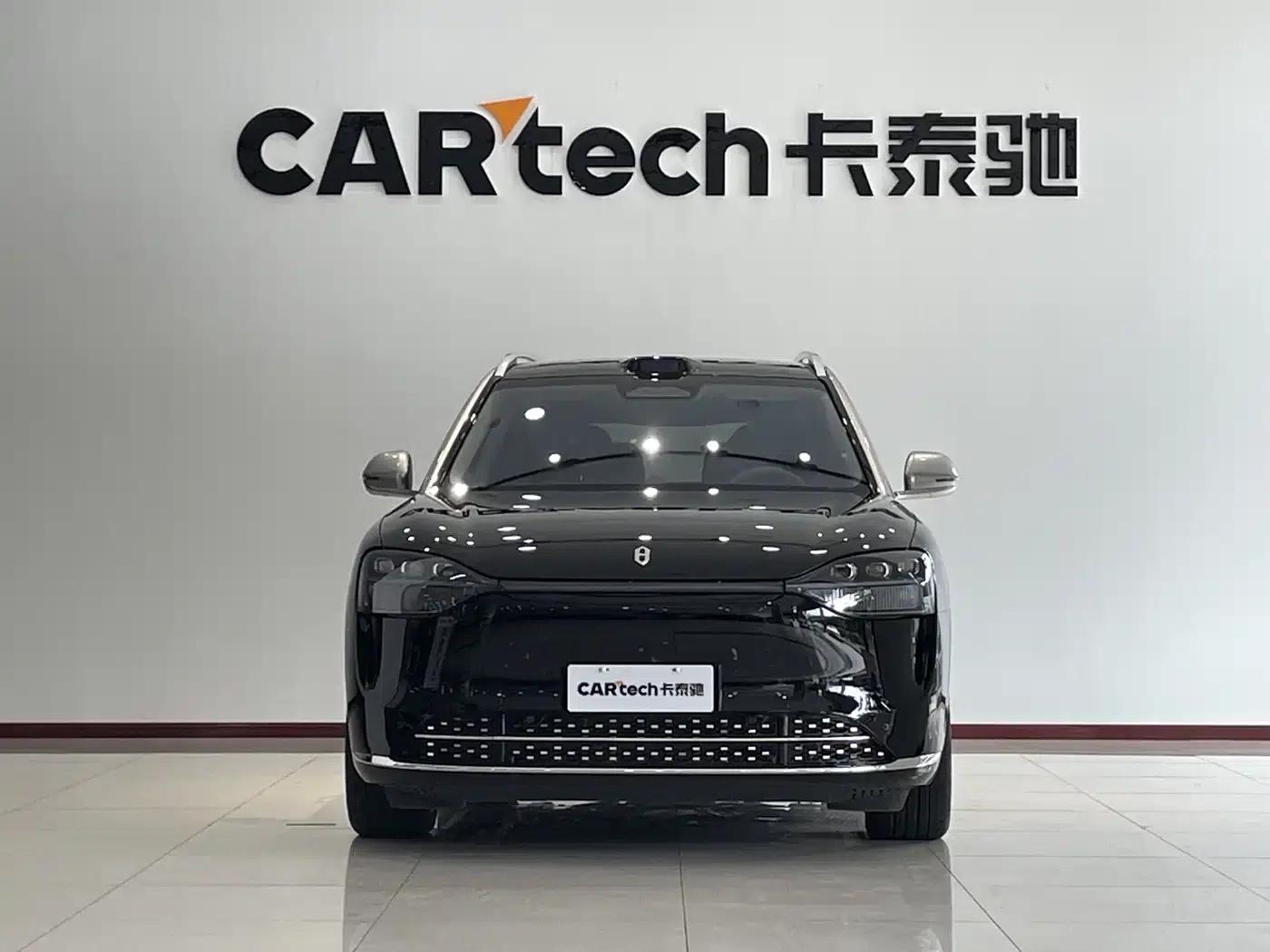 Wenjie M9 2024 Range Extended Ultra Edition 52kWh 6-Seater — миниатюра 2