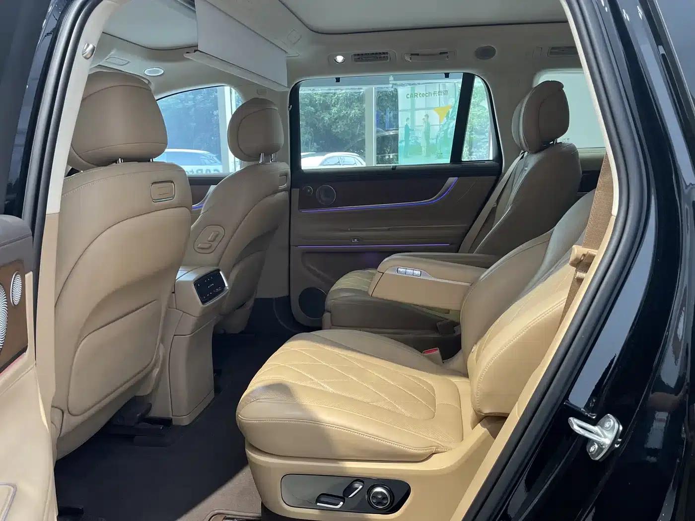 Wenjie M9 2024 Range Extended Ultra Edition 52kWh 6-Seater — миниатюра 17