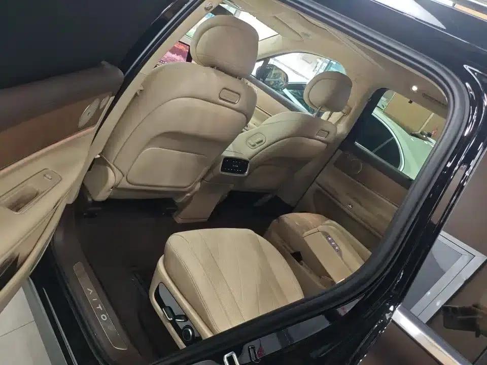 Wenjie M9 2024 Range Extended Ultra Edition 42kWh 6-Seater — миниатюра 5