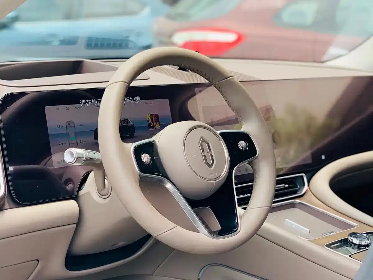 Wenjie M9 2024 Range Extended Max Edition 52kWh 6-Seater — миниатюра 15