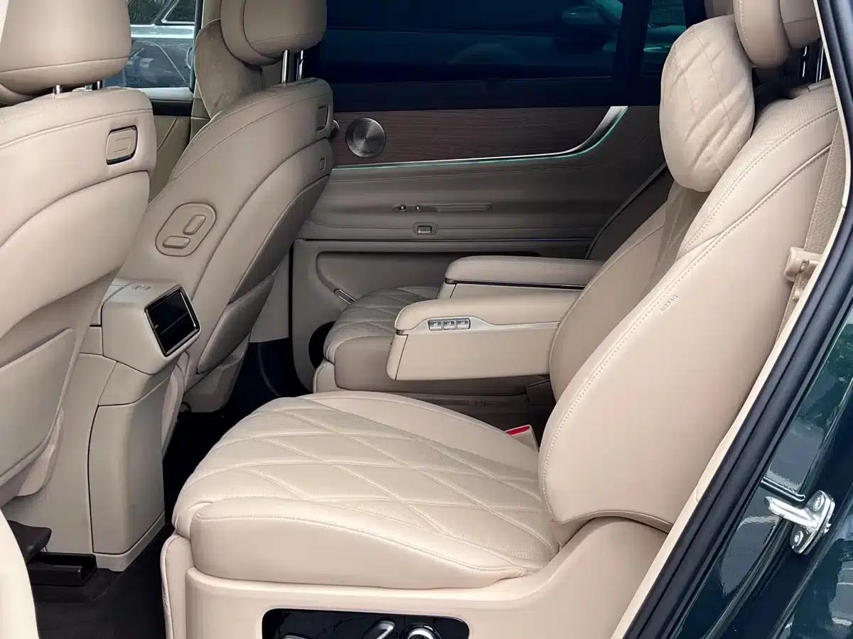 Wenjie M9 2025 Pure Electric Ultra Edition 100kWh 6-Seat Version (192-line LiDAR) — миниатюра 12