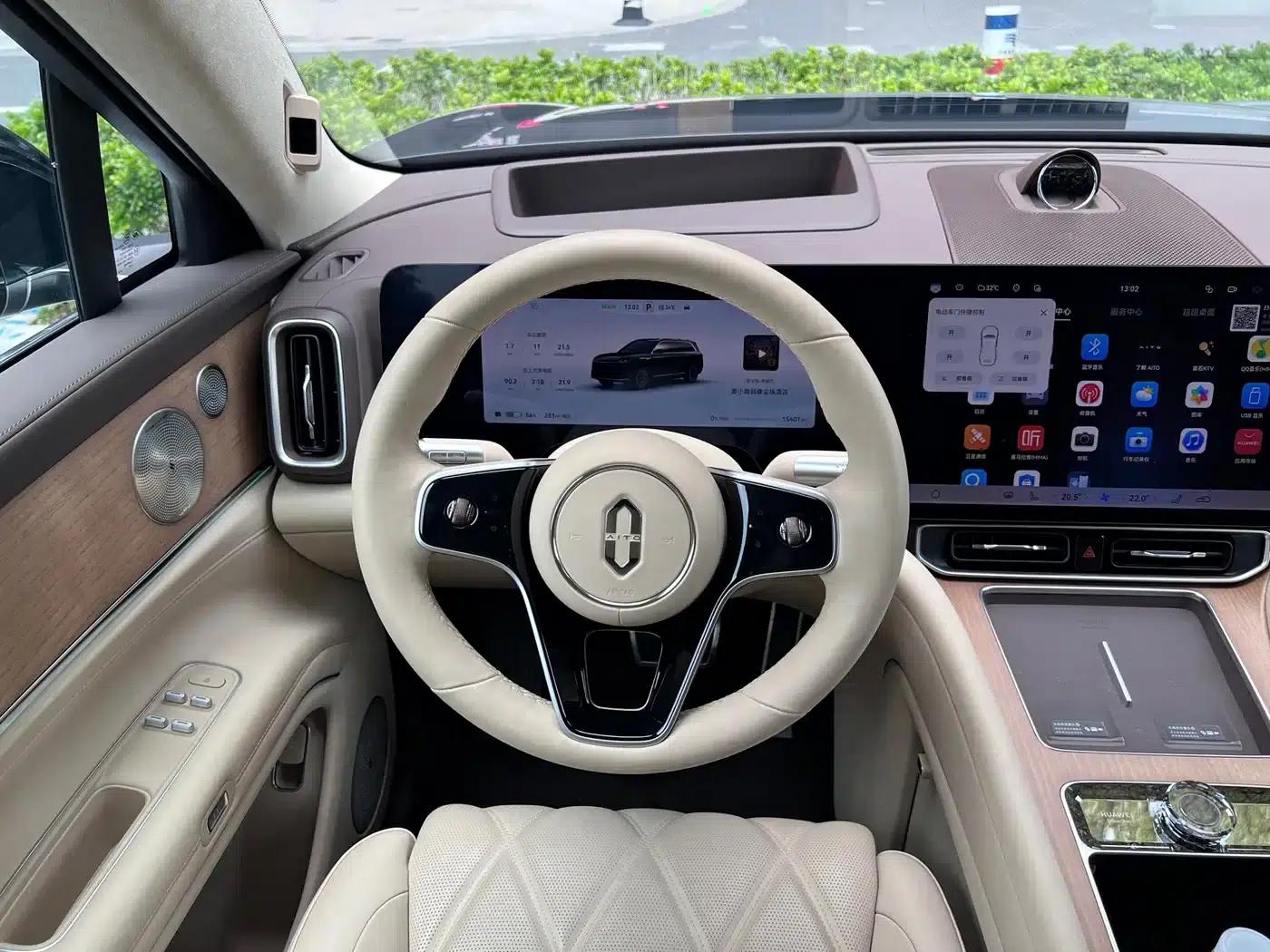Wenjie M9 2025 Pure Electric Ultra Edition 100kWh 6-Seat Version (192-line LiDAR) — миниатюра 14