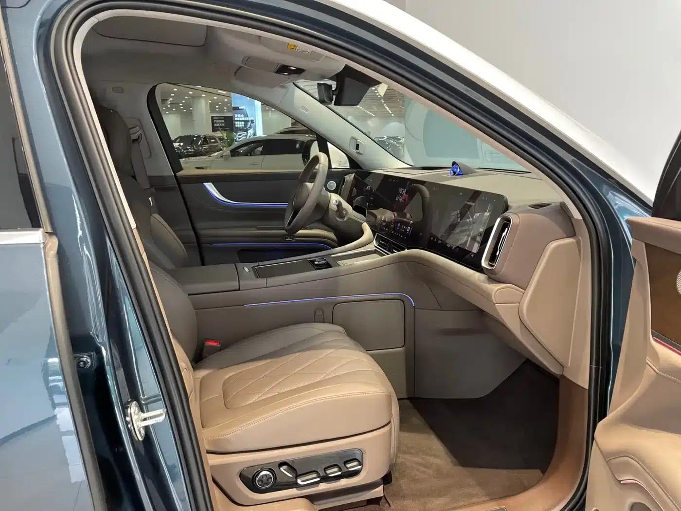 Wenjie M9 2024 Range Extended Max Edition 42kWh 6-Seater — миниатюра 10