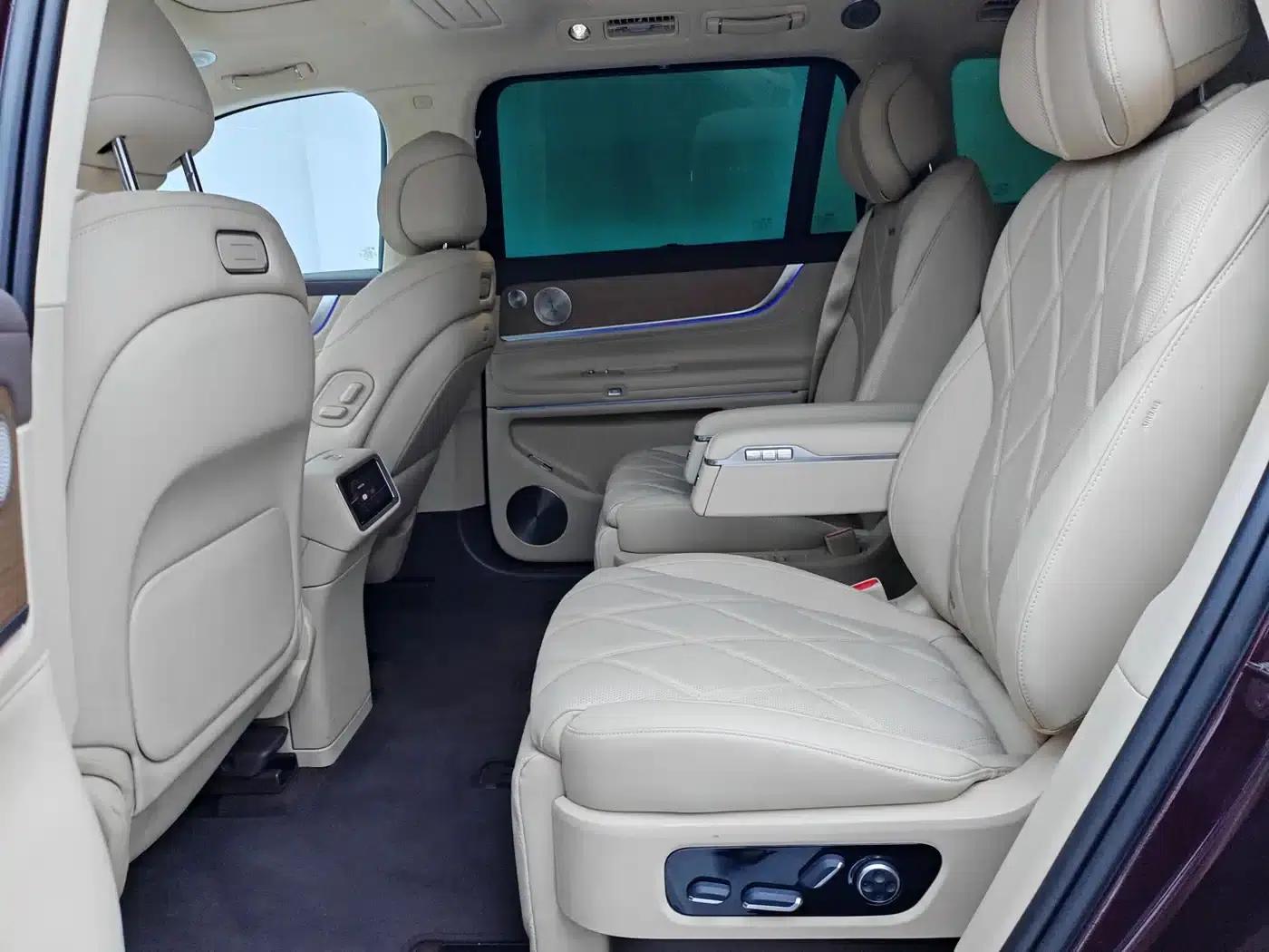 Wenjie M9 2025 Ultra Extended Range Edition (52kWh, 6-seater, 192-line LiDAR) — миниатюра 5