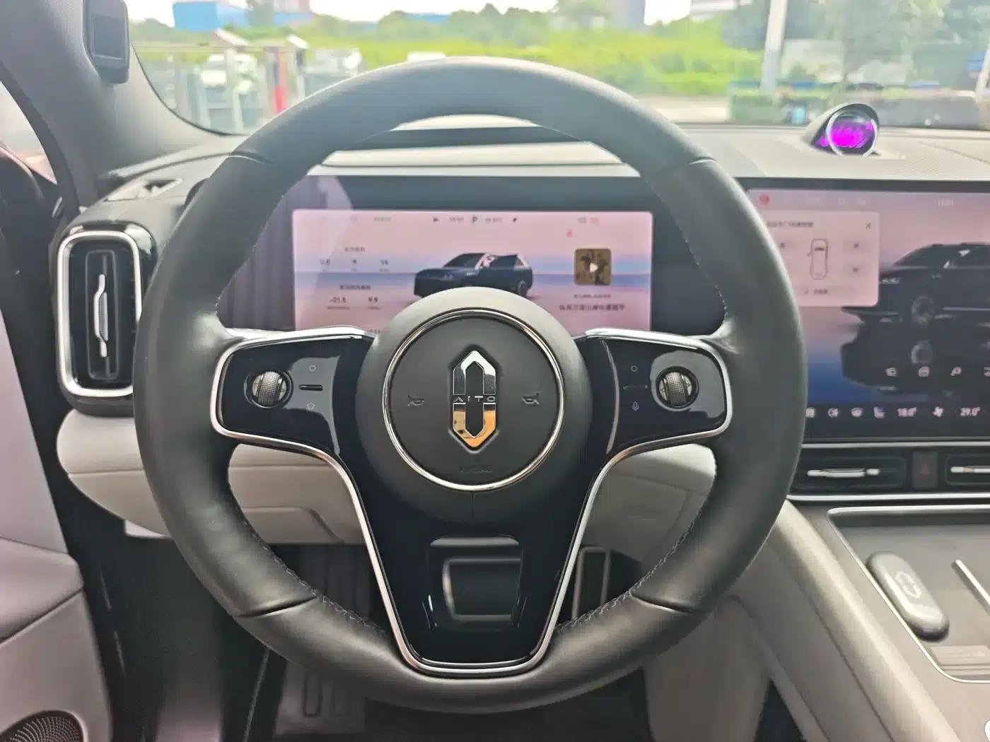 Wenjie M9 2024 Range Extended Ultra Edition 42kWh 6-Seater — миниатюра 20