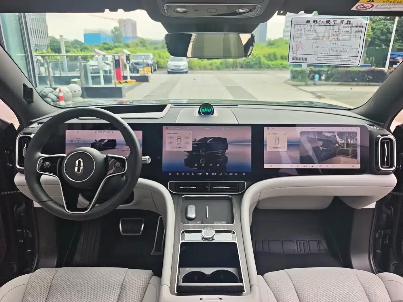 Wenjie M9 2024 Range Extended Ultra Edition 42kWh 6-Seater — миниатюра 8