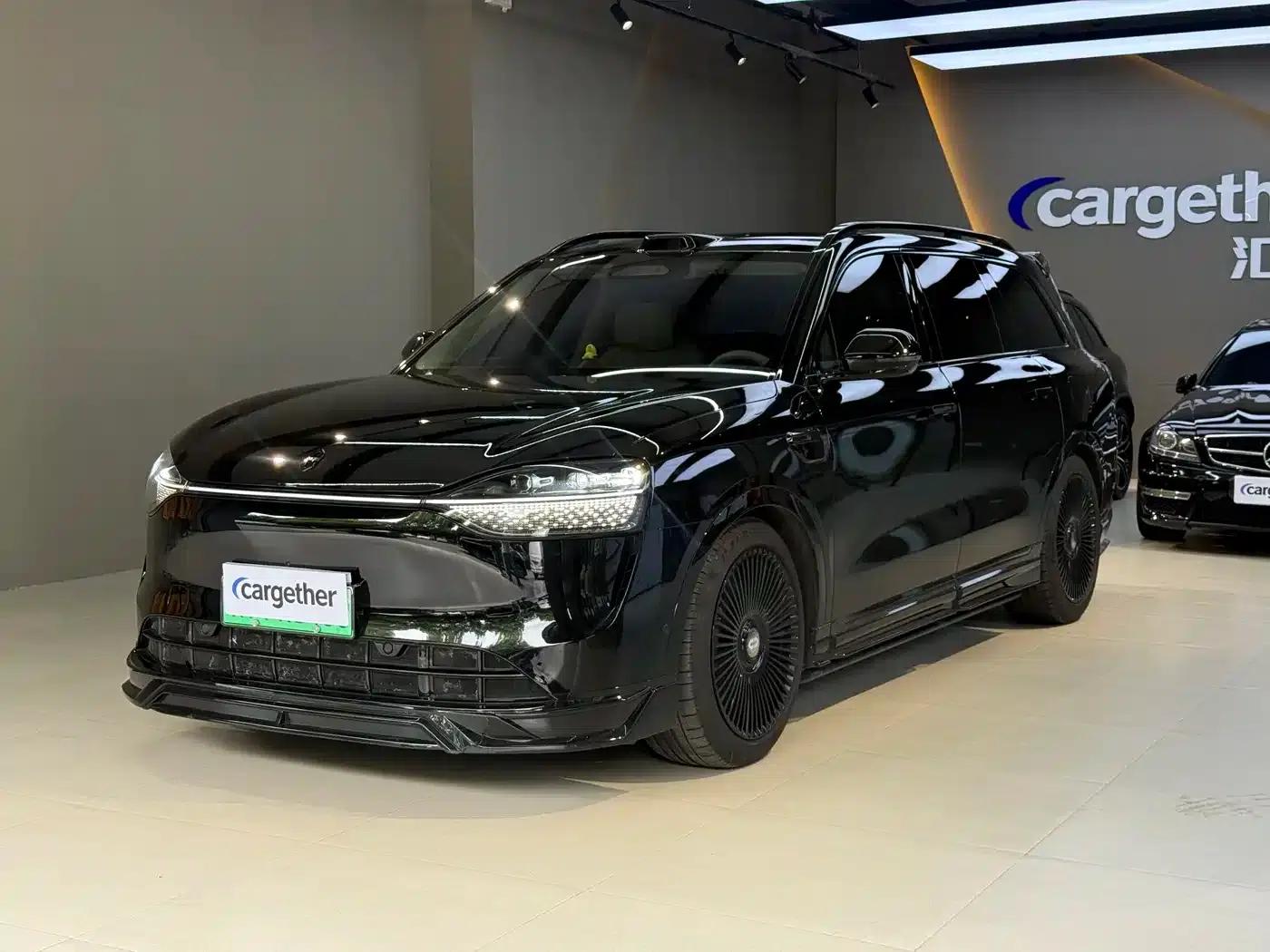 Wenjie M9 2025 Extended Range Ultra Edition 52kWh 6-Seat Version (896-line LiDAR) — миниатюра 1