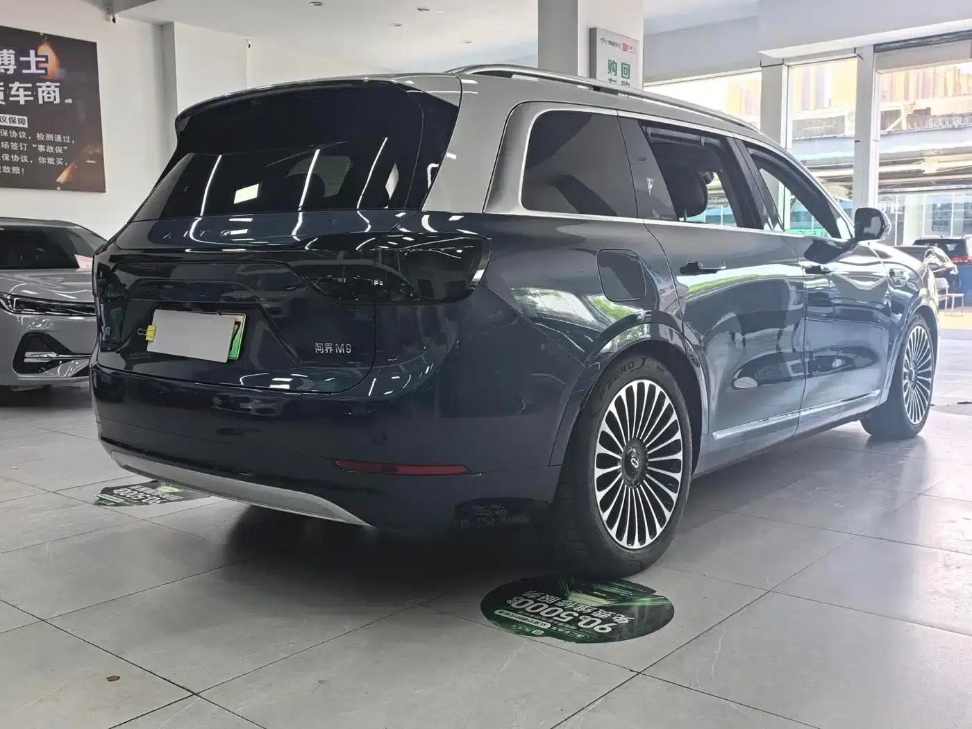 Wenjie M9 2024 Range Extended Ultra Edition 42kWh 6-Seater — миниатюра 11