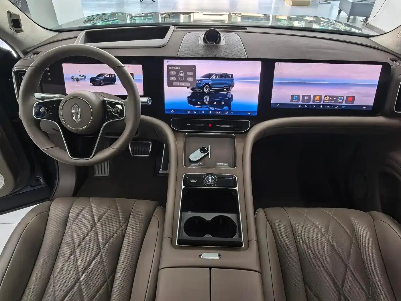 Wenjie M9 2024 Range Extended Ultra Edition 42kWh 6-Seater — миниатюра 5