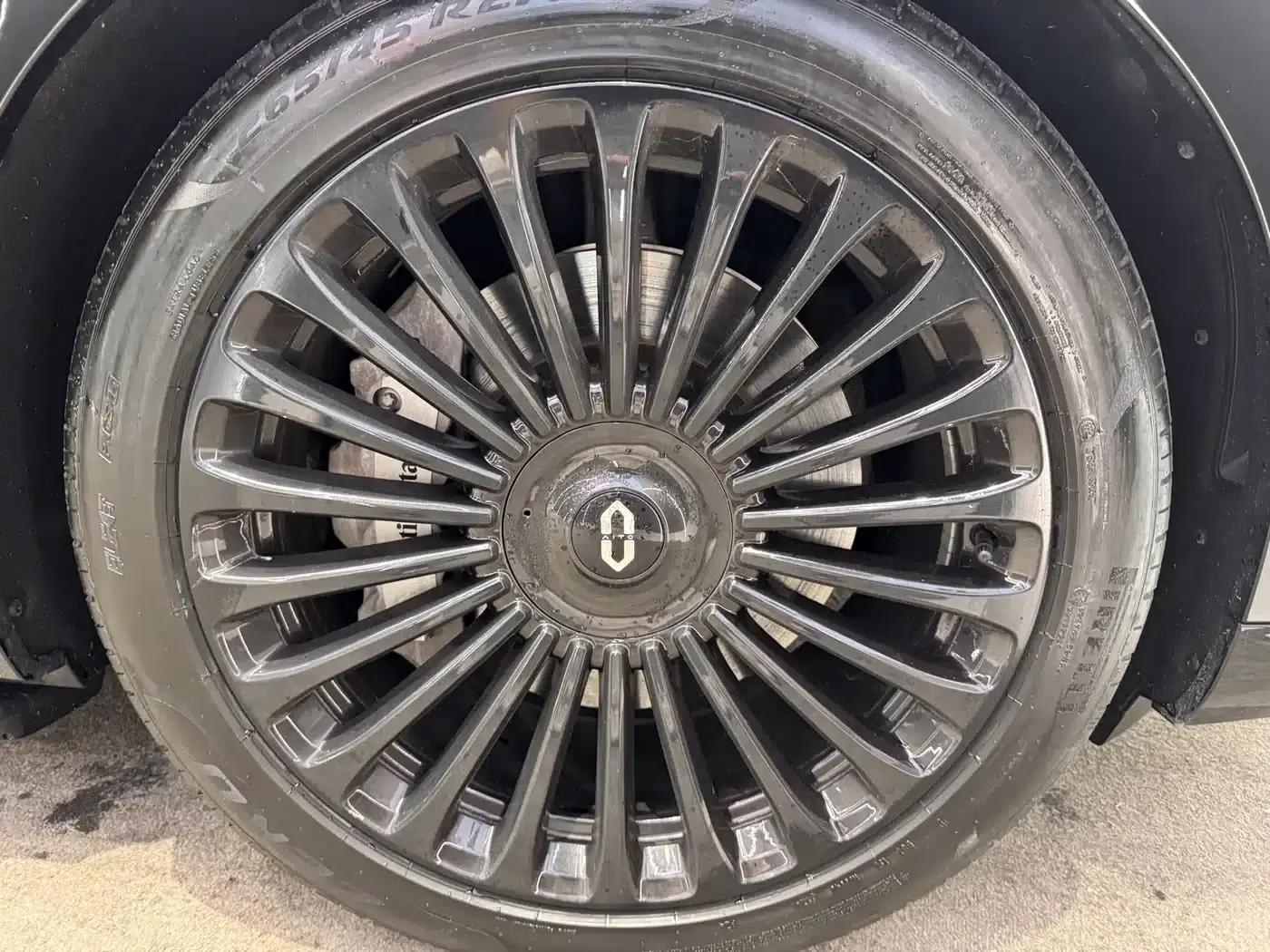 Wenjie M9 2024 Range Extended Ultra Edition 52kWh 5-Seater — миниатюра 20