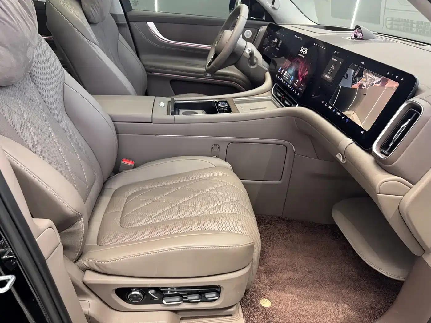 Wenjie M9 2024 Range Extended Ultra Edition 52kWh 5-Seater — миниатюра 10
