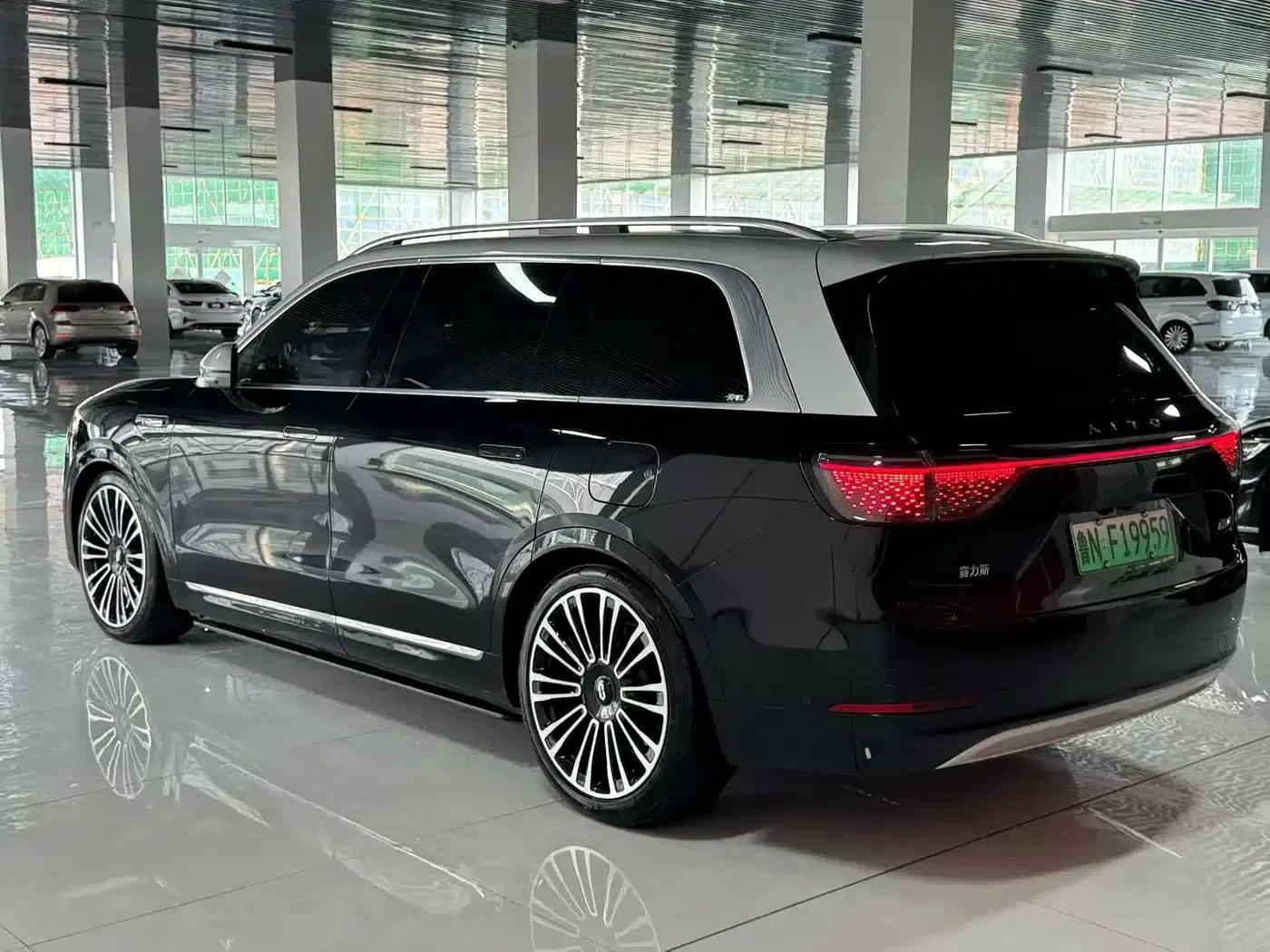 Wenjie M9 2024 Range Extended Ultra Edition 42kWh 6-Seater — миниатюра 3