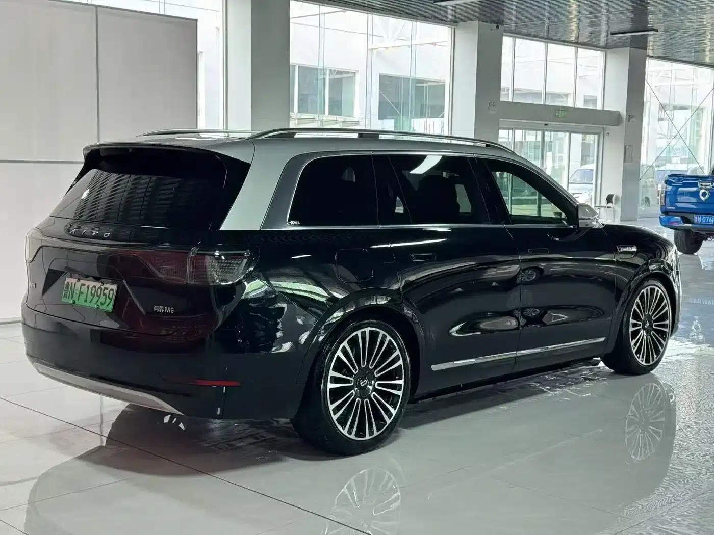 Wenjie M9 2024 Range Extended Ultra Edition 42kWh 6-Seater — миниатюра 5