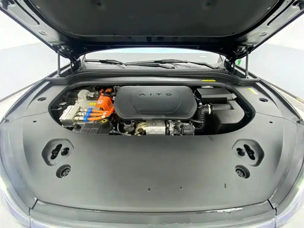 Wenjie M9 2024 Range Extended Ultra Edition 42kWh 6-Seater — миниатюра 12