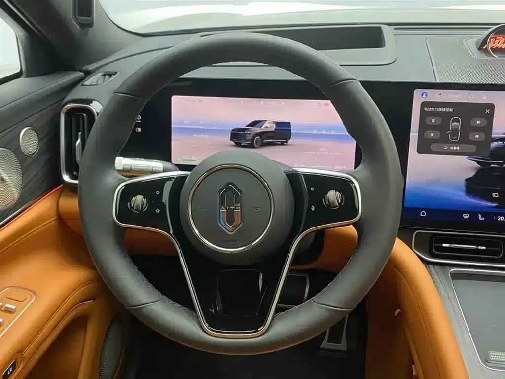 Wenjie M9 2024 Range Extended Ultra Edition 42kWh 6-Seater — миниатюра 14