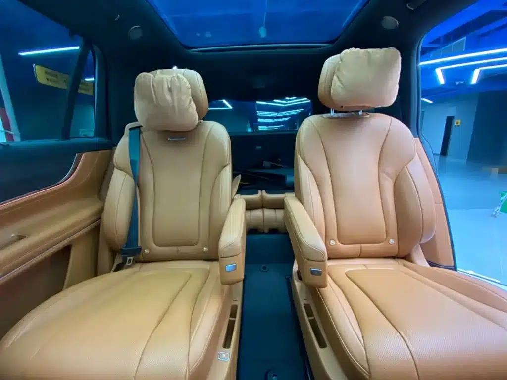 Wenjie M9 2024 Range Extended Ultra Edition 42kWh 6-Seater — миниатюра 24