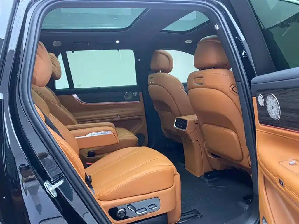 Wenjie M9 2024 Range Extended Ultra Edition 42kWh 6-Seater — миниатюра 25
