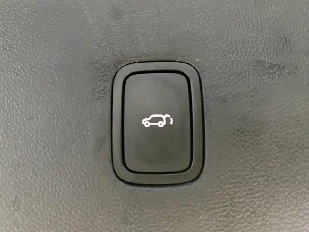 Wenjie M9 2024 Range Extended Ultra Edition 42kWh 6-Seater — миниатюра 30