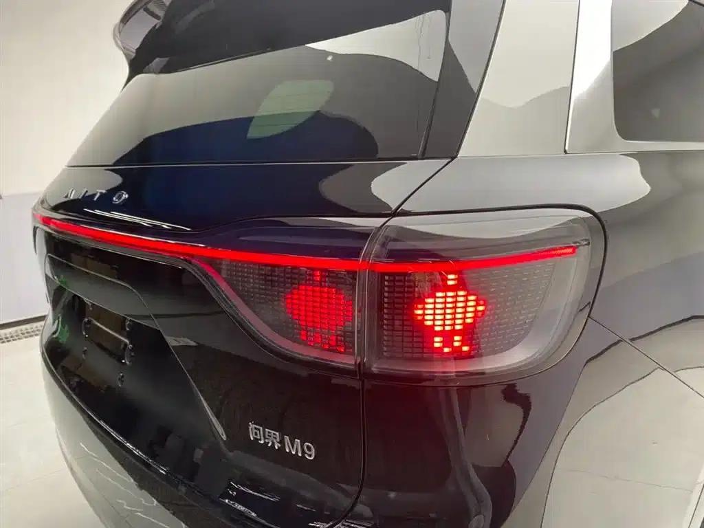Wenjie M9 2024 Range Extended Ultra Edition 42kWh 6-Seater — миниатюра 10
